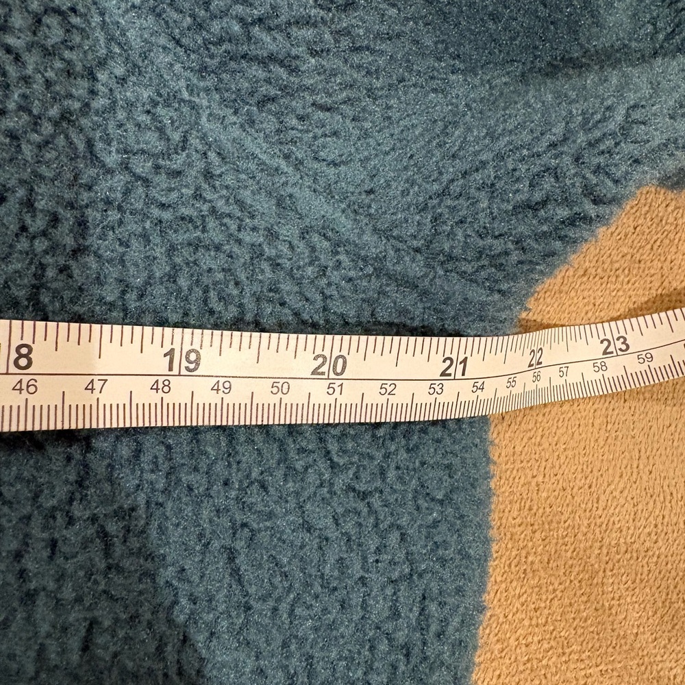 LL Bean pullover - Picture 3 of 10